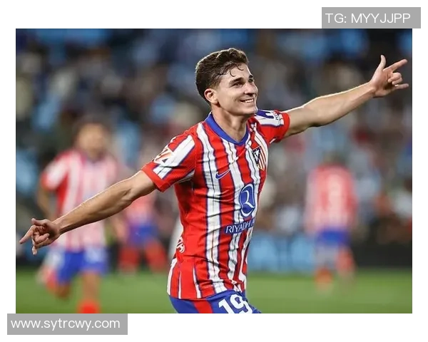 最有天赋的前锋足球明星们如何改变比赛格局与未来发展潜力分析