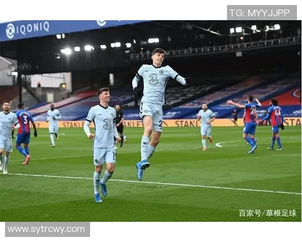 重生之足球巨星的逆袭人生从草根到巅峰的传奇旅程